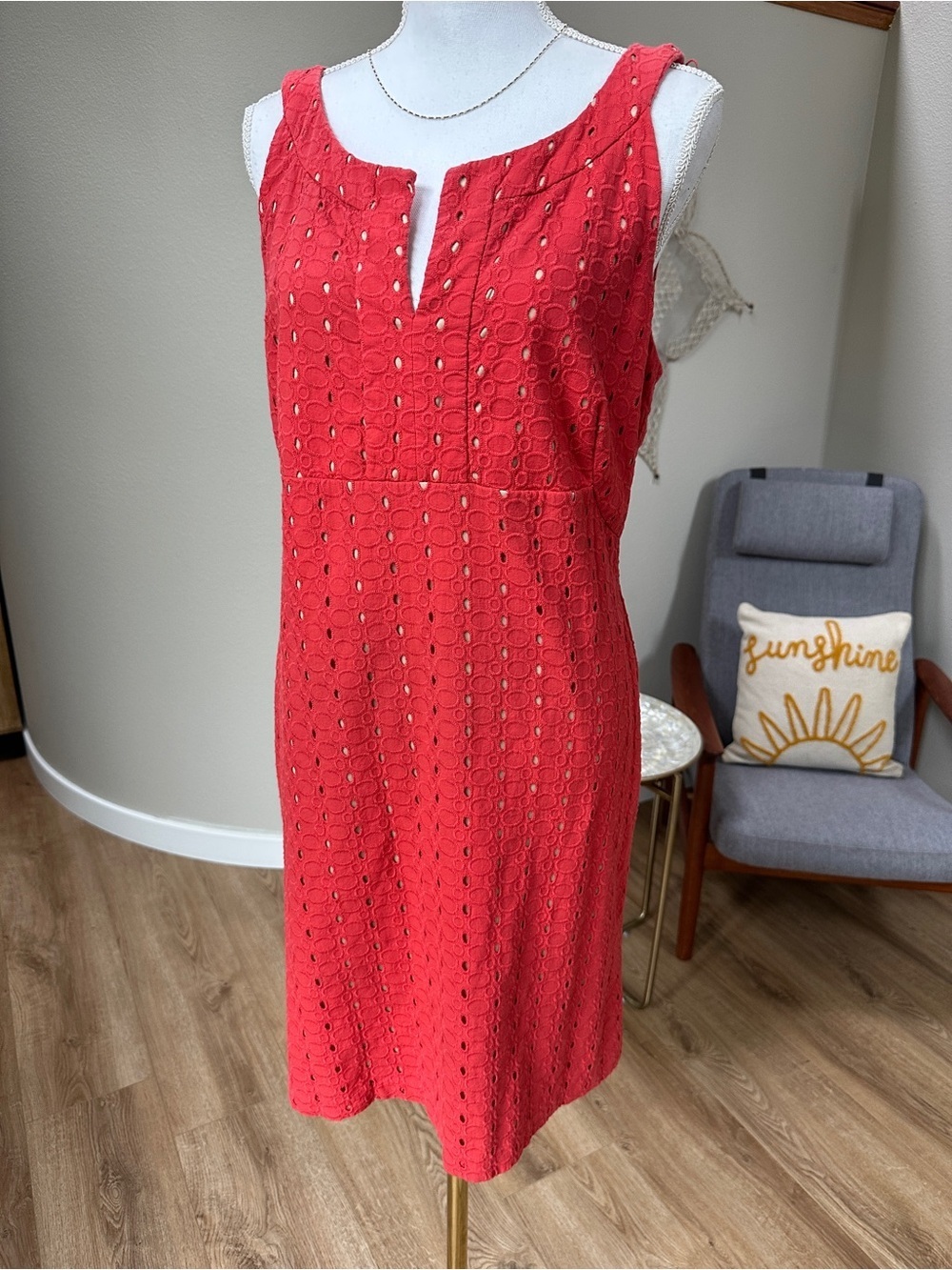 Donna Ricco Coral cotton Eyelet Midi sleeveless Dress